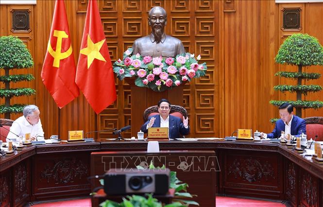 Thủ tướng Phạm Minh Chính chủ trì cuộc họp. Ảnh: Dương Giang-TTXVN 

