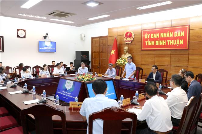 Quang cảnh buổi làm việc. Ảnh: Hồng Hiếu- TTXVN