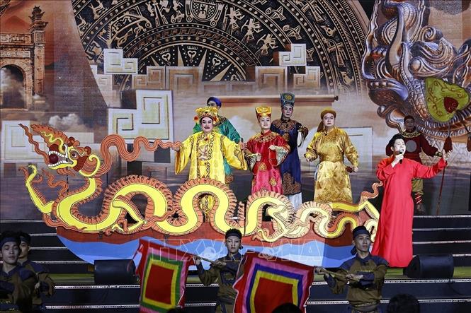 An art performance at the ceremony. VNA Photo: Doãn Tấn