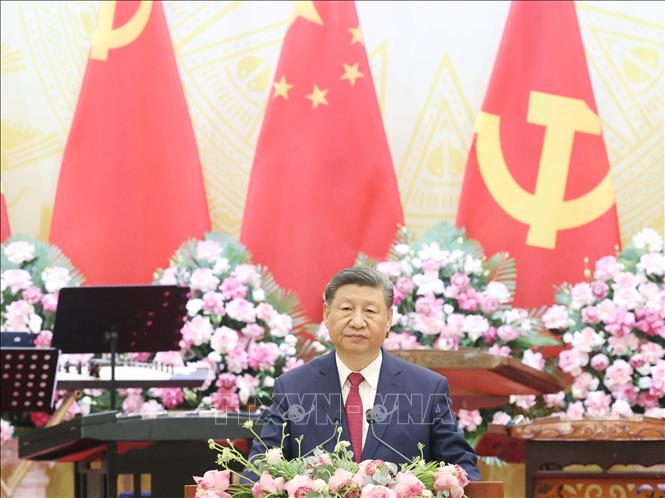 Tổng Bí thư, Chủ tịch nước Trung Quốc Tập Cận Bình đọc diễn văn đáp từ. Ảnh: Thống Nhất - TTXVN