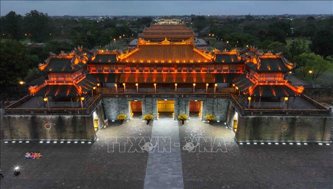 Cổng Ngọ Môn đại diện cho Đại Nội cung đình Huế. Ảnh: Vũ Sinh - TTXVN
