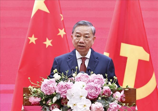 Tổng Bí thư Tô Lâm phát biểu tại Liên hoan giao lưu hữu nghị nhân dân Việt Nam – Trung Quốc. Ảnh: Thống Nhất - TTXVN