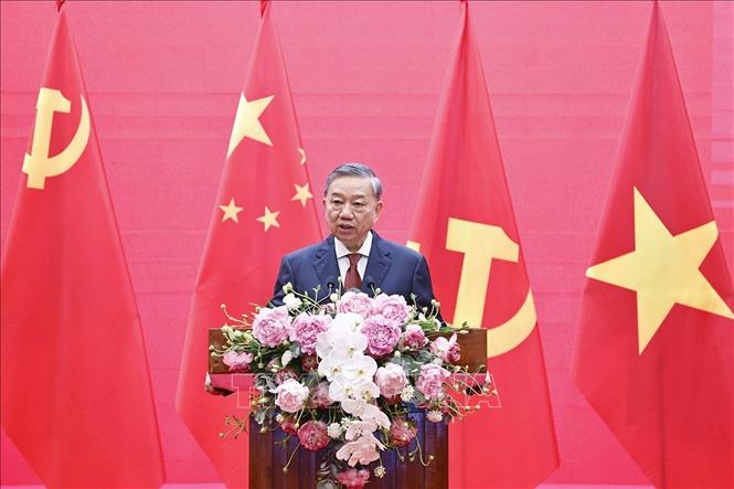 Tổng Bí thư Tô Lâm phát biểu tại Liên hoan giao lưu hữu nghị nhân dân Việt Nam – Trung Quốc. Ảnh: Doãn Tấn - TTXVN