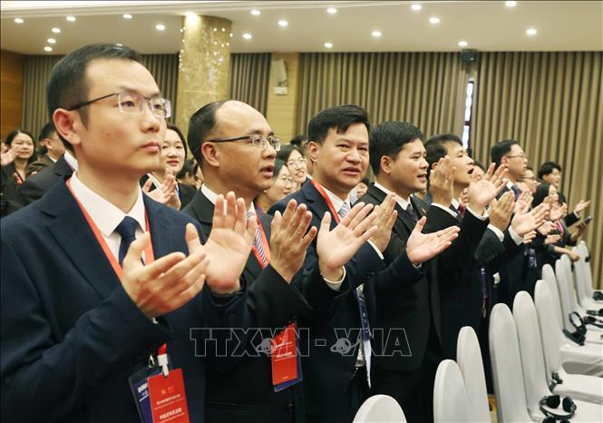 Các đại biểu dự Liên hoan giao lưu hữu nghị nhân dân Việt Nam – Trung Quốc. Ảnh: Thống Nhất - TTXVN