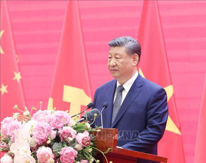 Tổng Bí thư, Chủ tịch nước Trung Quốc Tập Cận Bình phát biểu tại Liên hoan giao lưu hữu nghị nhân dân Việt Nam – Trung Quốc. Ảnh: Thống Nhất – TTXVN