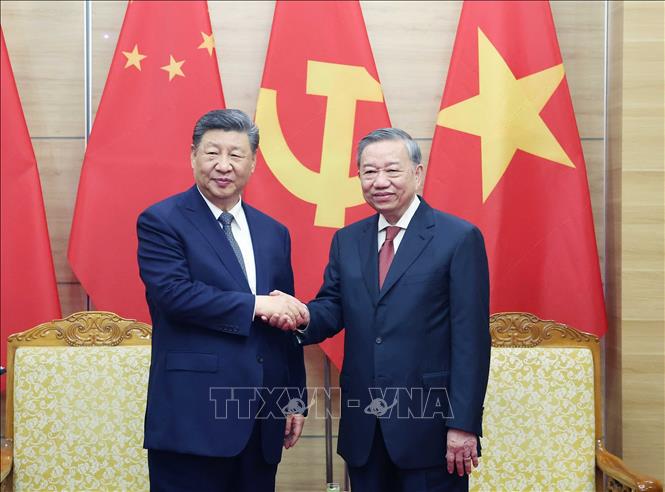 Tổng Bí thư Tô Lâm và Tổng Bí thư, Chủ tịch nước Trung Quốc Tập Cận Bình. Ảnh: Thống Nhất – TTXVN
