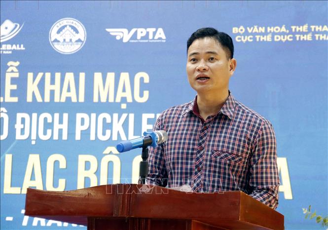 Giám đốc Sở Văn hóa, Thể thao và Du lịch tỉnh Bắc Giang Trương Quang Hải, Trưởng Ban Tổ chức giải phát biểu khai mạc. Ảnh: Đồng Thúy-TTXVN