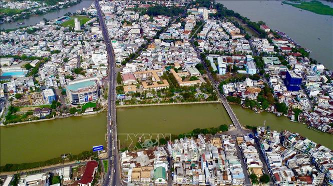 Thành phố Long Xuyên dự kiến giảm còn 3 phường, 1 xã sau sắp xếp. Ảnh: Thanh Sang-TTXVN