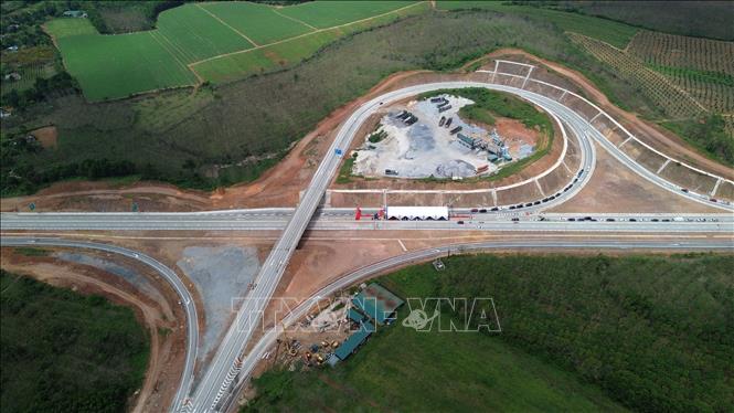 Cao tốc Bùng – Vạn Ninh (Quảng Bình) chính thức được thông xe kỹ thuật. Ảnh: Quốc Khánh - TTXVN