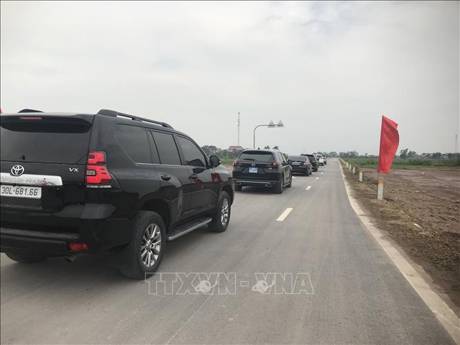 Thông xe kỹ thuật đường trục Đông - Tây tỉnh Hải Dương. Ảnh: Tiến Vĩnh – TTXVN

