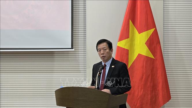 Đại sứ Việt Nam tại Hàn Quốc Vũ Hồ phát biểu ý kiến chỉ đạo tại Đại hội. Ảnh: Đức Thắng - P/v TTXVN tại Hàn Quốc