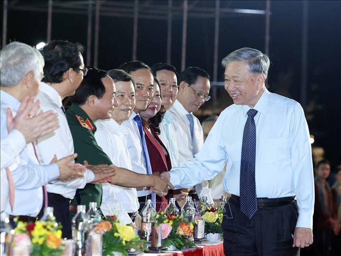 Tổng Bí thư Tô Lâm với các đại biểu. Ảnh: Thống Nhất – TTXVN