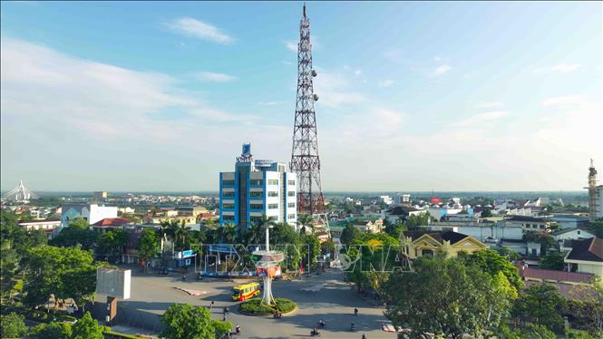 Hệ thống viễn thông của tỉnh Quảng Trị được đầu tư hiện đại, góp phần quan trọng trong phát triển kinh tế- xã hội ở địa phương. Ảnh: Vũ Sinh – TTXVN
