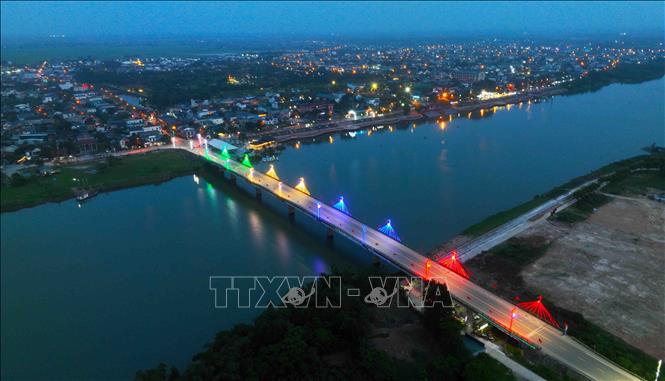 Cầu Quảng Trị, thị xã Quảng Trị. Ảnh: Vũ Sinh – TTXVN