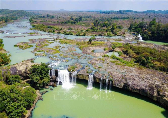 Tỉnh Đắk Lắk được thiên nhiên ban tặng nhiều danh lam thắng cảnh hấp dẫn, độc đáo. Ảnh tư liệu: Hoài Thu – TTXVN.