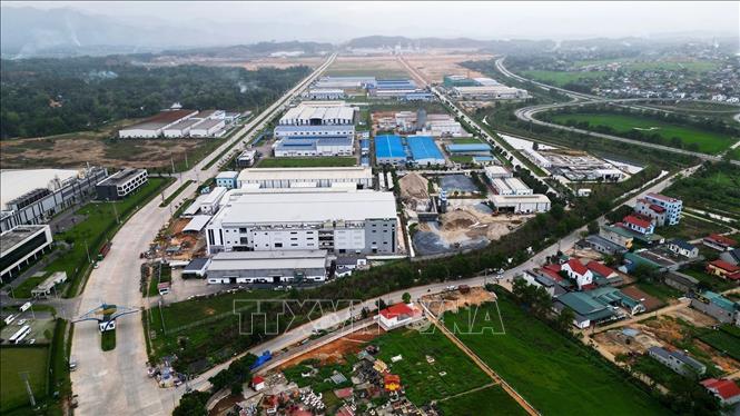 Một góc khu công nghiệp Cẩm Khê, huyện Cẩm Khê. Ảnh: Tuấn Anh - TTXVN