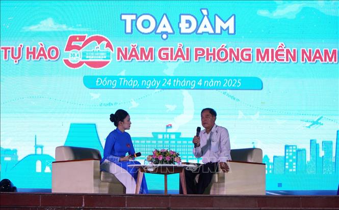 Ông Võ Xuân Nghĩa, nguyên Chủ tịch UBND tỉnh Đồng Tháp tham gia Tọa đàm “Tự hào 50 năm giải phóng miền Nam”. Ảnh: Nhựt An - TTXVN