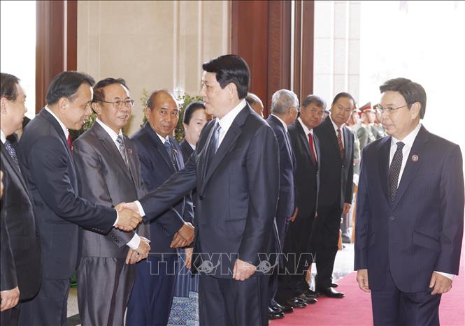 President Luong Cuong and members of the Lao NA delegation. VNA Photo: Lâm Khánh 