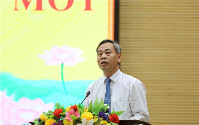 Phó Bí thư Thường trực Tỉnh ủy, Chủ tịch HĐND tỉnh Quảng Trị Nguyễn Đăng Quang phát biểu tại kỳ họp. Ảnh: Nguyên Linh – TTXVN