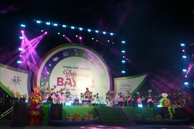 Tiết much mục nghệ thuật tại Chương trình. Ảnh: Duy Khương - TTXVN
