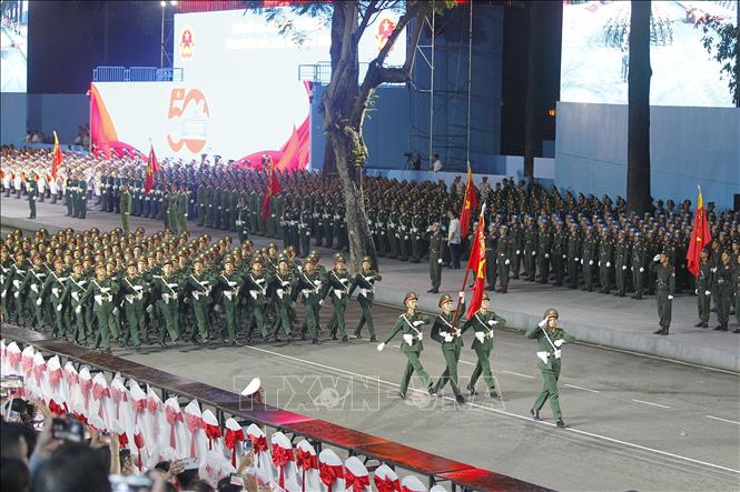 Các khối của Lực lượng Quân đội nhân dân tham gia sơ duyệt lễ diễu binh, diễu hành kỷ niệm 50 năm Ngày Giải phóng miền Nam thống nhất đất nước. Ảnh: Thanh Vũ-TTXVN