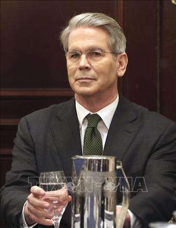 Bộ trưởng Tài chính Mỹ Scott Bessent trong cuộc họp báo tại Washington ngày 23/4/2025. Ảnh: Kyodo/TTXVN