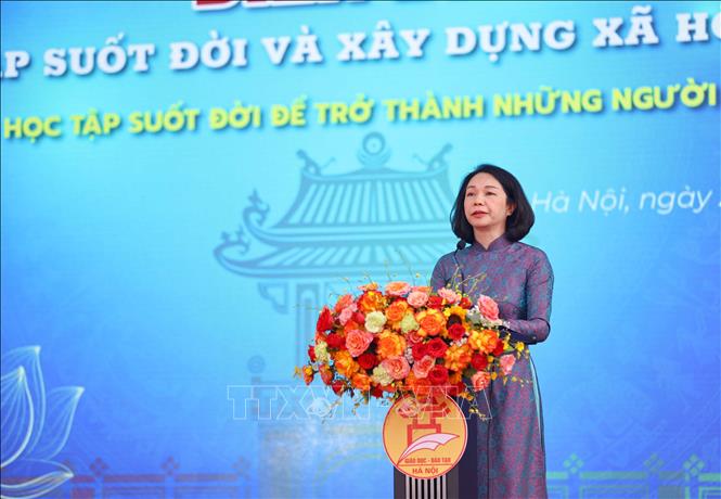 Phó Chủ tịch UBND thành phố Hà Nội Vũ Thu Hà phát biểu. Ảnh: Thanh Tùng - TTXVN 