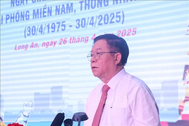 Ủy viên Bộ Chính trị, Bí thư Trung ương Đảng, Trưởng ban Tuyên giáo và Dân vận Trung ương Nguyễn Trọng Nghĩa tham dự và phát biểu tại Lễ kỷ niệm. Ảnh: Bùi Giang - TTXVN