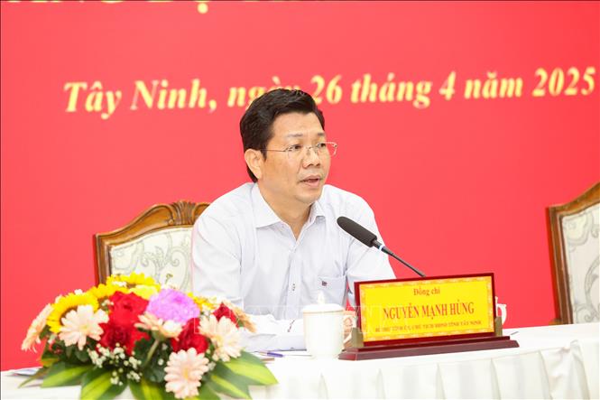 Bí thư Tỉnh ủy, Chủ tịch HĐND tỉnh Tây Ninh Nguyễn Mạnh Hùng phát biểu. Ảnh: Giang Phương – TTXVN