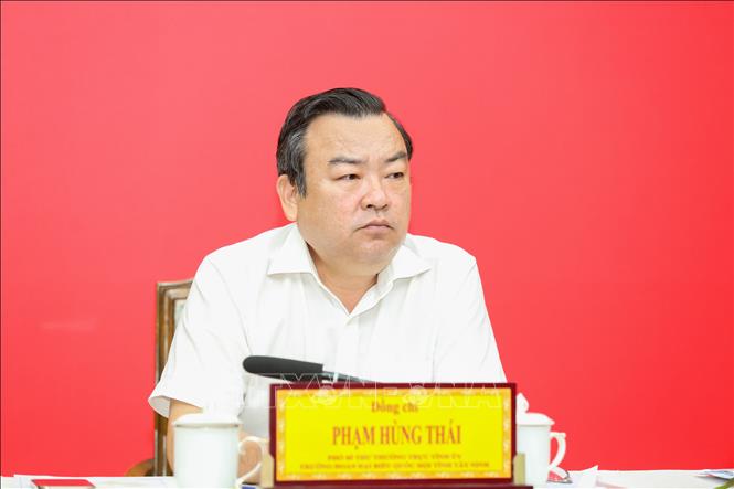 Ông Phạm Hùng Thái, Phó Bí thư Tỉnh ủy, Trưởng đoàn Đại biểu Quốc hội tỉnh Tây Ninh, phát biểu. Ảnh: Giang Phương – TTXVN