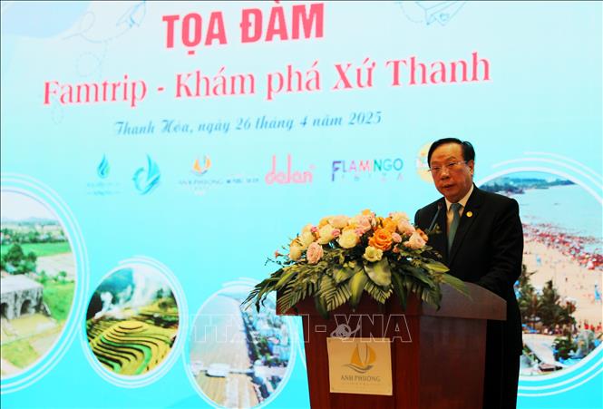 Ông Lê Xuân Thảo, Chủ tịch Hiệp Hội Du Lịch tỉnh Thanh Hóa phát biểu tại tọa đàm. Ảnh: Việt Hoàng - TTXVN