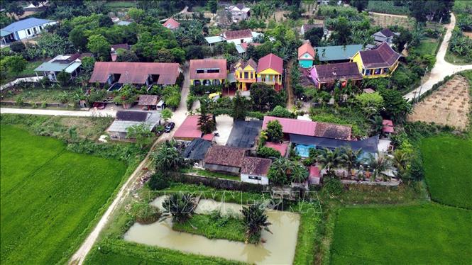 Các loại hình du lịch cộng đồng tại Cự Nẫm bắt đầu được nhận diện trên bản đồ du lịch Quảng Bình với hàng chục cơ sở lưu trú, nhiều nhà nghỉ, khu du lịch sinh thái, homestay. Ảnh: Tá Chuyên - TTXVN  