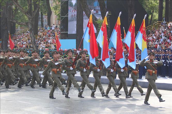 Lực lượng 5 cánh quân tham gia Tổng duyệt Lễ diễu binh, diễu hành kỷ niệm 50 năm Ngày Giải phóng miền Nam, thống nhất đất nước. Ảnh: Thanh Vũ-TTXVN