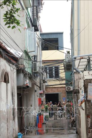 Vụ cháy tại ngôi nhà 3 tầng ở số 87a ngách 99/110/85 Định Công Hạ (Hoàng Mai, Hà Nội) khiến 4 người thương vong. Ảnh: Hoàng Hiếu - TTXVN