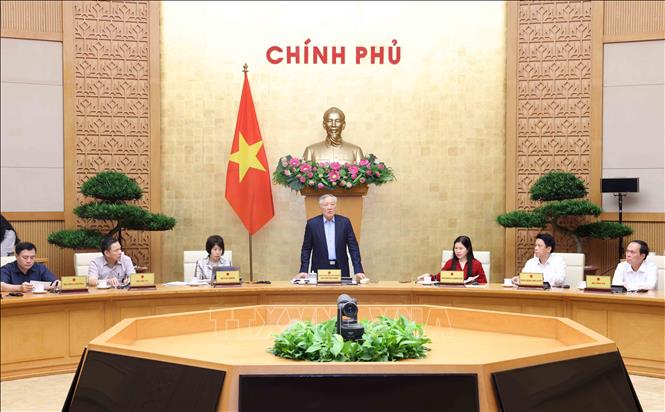 Phó Thủ tướng Thường trực Nguyễn Hoà Bình phát biểu chỉ đạo cuộc họp. Ảnh: Phương Hoa - TTXVN