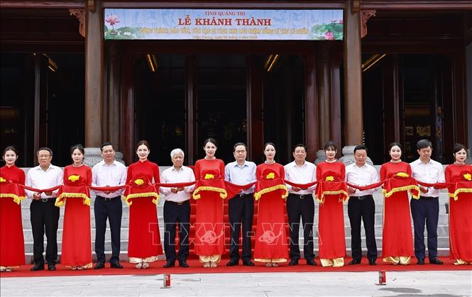 NA Chairman Tran Thanh Man attends the memorial site's inauguration ceremony. VNA Photo