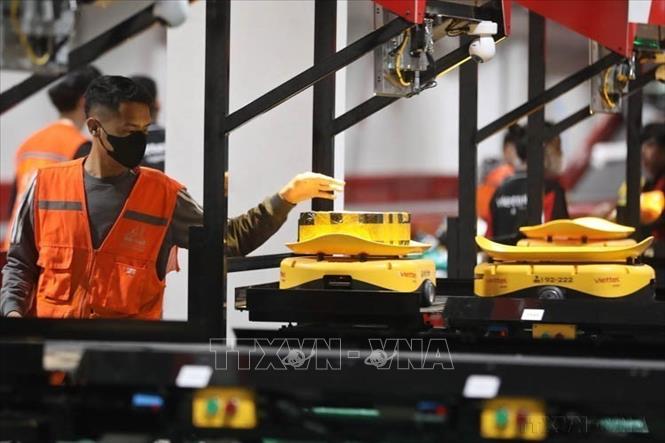  Tổ hợp công nghệ chia chọn thông minh của Viettel Post. Ảnh: Minh Quyết - TTXVN
