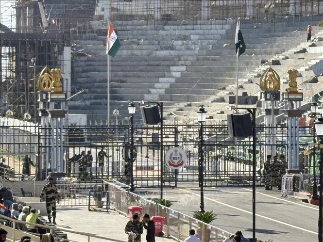 Cửa khẩu Attari-Wagah ở biên giới Ấn Độ - Pakistan. Ảnh: Kyodo/TTXVN