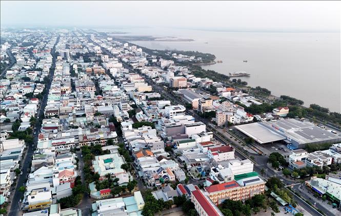 Kiên Giang sắp xếp còn 48 đơn vị hành chính cấp cơ sở, giảm 66,43% - so với 143 đơn vị hành chính cấp xã hiện nay.  Ảnh: Hồng Đạt - TTXVN
