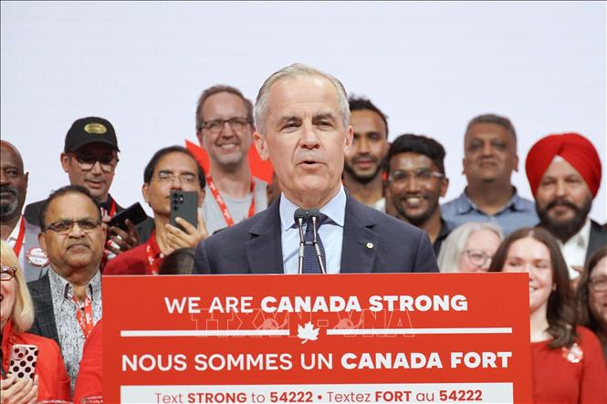 Thủ tướng Canada Mark Carney phát biểu tại Ottawa sau khi đảng Tự do của ông giành chiến thắng trong cuộc tổng tuyển cử, ngày 29/4/2025. Ảnh: Kyodo/TTXVN