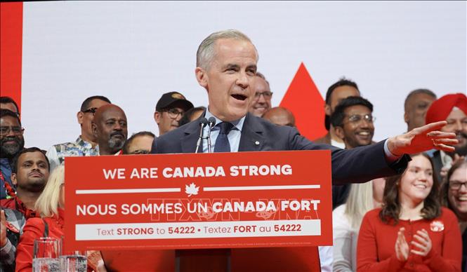 Thủ tướng Canada Mark Carney phát biểu tại Ottawa sau khi đảng Tự do của ông giành chiến thắng trong cuộc tổng tuyển cử, ngày 29/4/2025. Ảnh: Kyodo/TTXVN