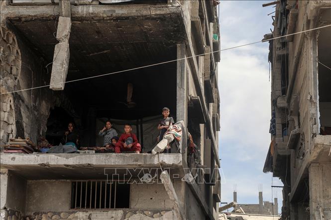 Tòa nhà bị phá hủy do xung đột tại Jabalia, Dải Gaza. Ảnh: THX/TTXVN