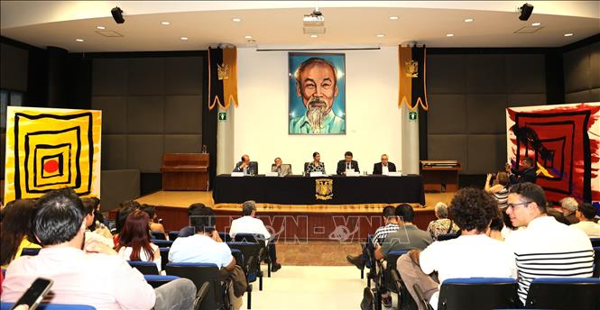 The seminar draws students, scholars, and researchers. VNA Photo