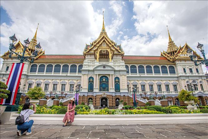 Khách du lịch tại Bangkok, Thái Lan. Ảnh: THX/TTXVN