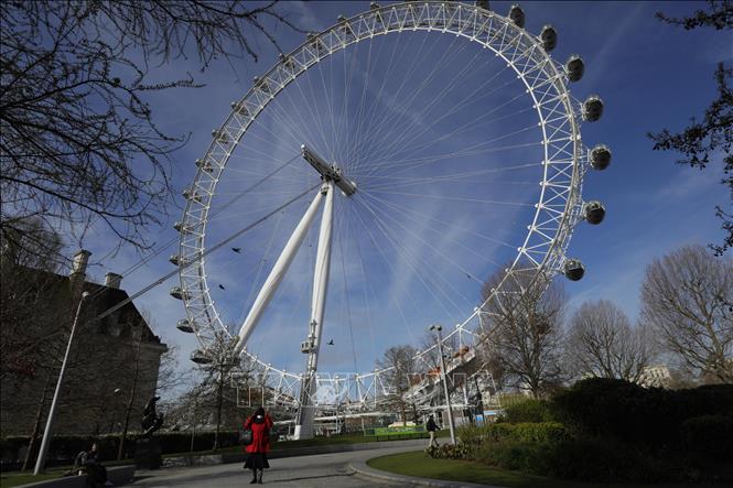 Vòng quay London Eye tại thủ đô London, Anh. Ảnh: THX/TTXVN
