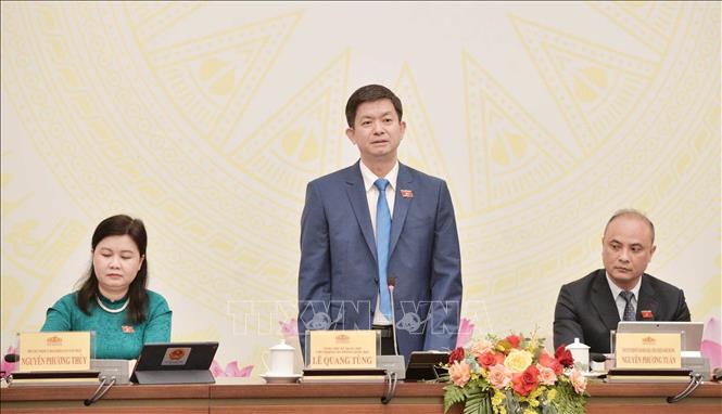 Tổng Thư ký Quốc hội, Chủ nhiệm Văn phòng Quốc hội Lê Quang Tùng chủ trì cuộc họp báo. Ảnh: Minh Đức - TTXVN

