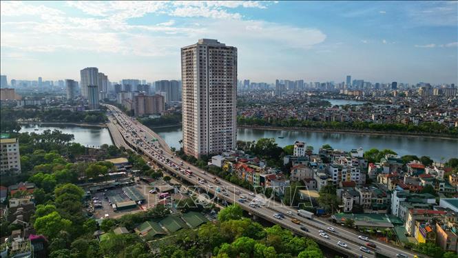 Đường Vành đai 3 hướng đi Mai Dịch thông thoáng (ảnh chụp lúc 17 giờ). Ảnh: Tuấn Anh - TTXVN 