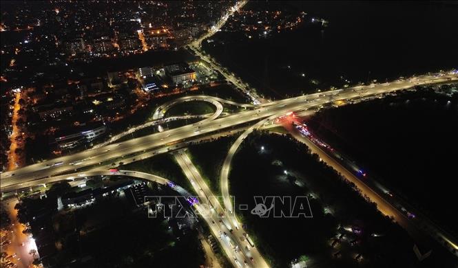 Cửa ngõ phía Nam Thủ đô thông thoáng trong buổi tối cuối cùng của kỳ nghỉ lễ 30/4 - 1/5. Ảnh: Quốc Khánh - TTXVN