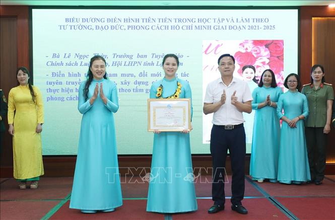 Các cá nhân nhận Bằng khen của Hội Liên hiệp Phụ nữ tỉnh Lạng Sơn đã có thành tích trong 