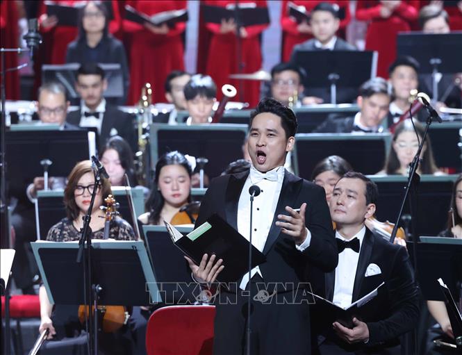 Chương trình hòa nhạc hữu nghị Việt Nam - Kazakhstan. Ảnh: Thống Nhất - TTXVN